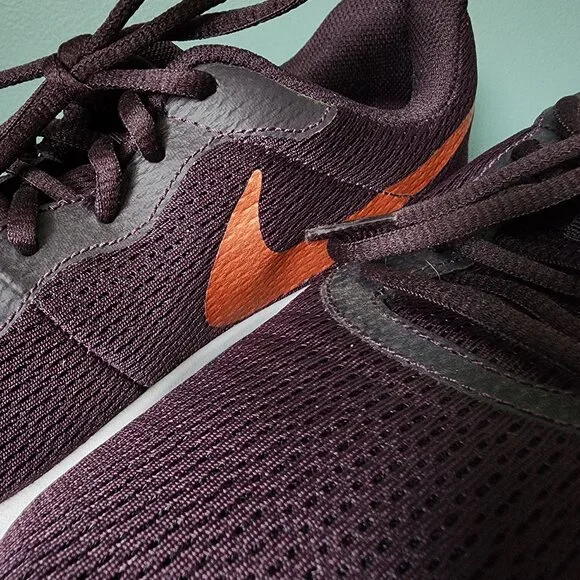 Nike Tanjun Womens 11 Purple Rose Metallic Fitness Sneakers - Picture 5 of 8